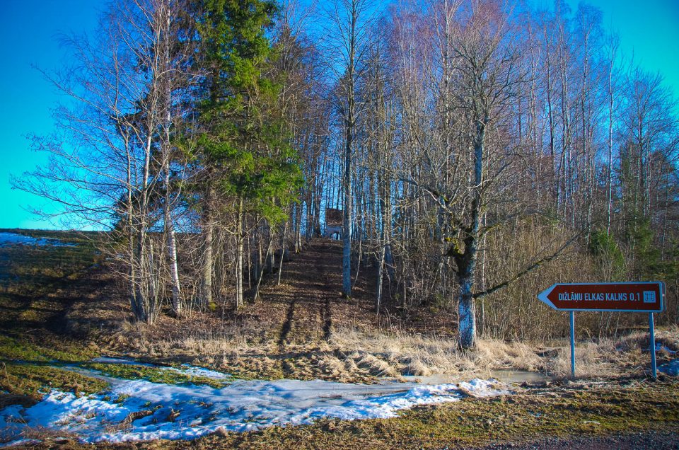 Dižlāņi Idols’ Hill